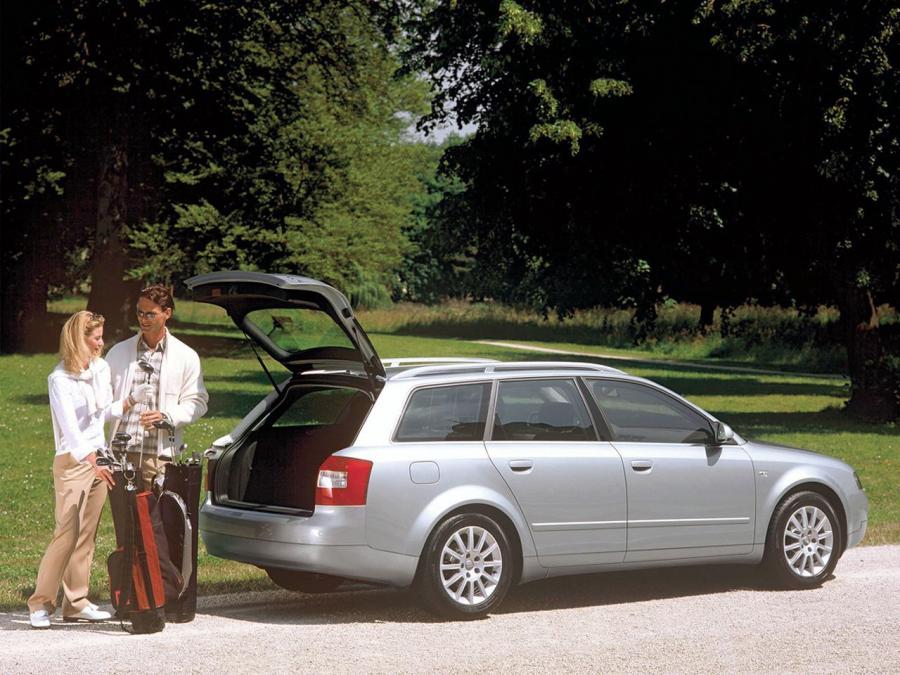  Audi A4 2.5 TDI Avant (B6,8E) 2001 года  (фото 11 из 13)